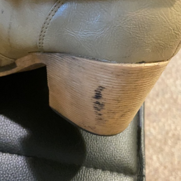 Women’s Charlie’s Albert Booties - Picture 5 of 6